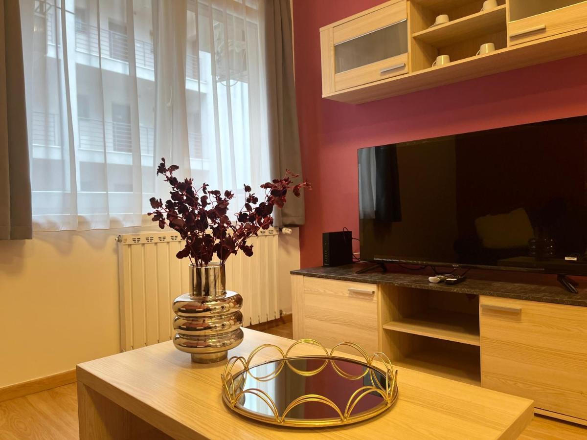 Apartamento Corvin Pearl Deluxe Budapest Exterior foto