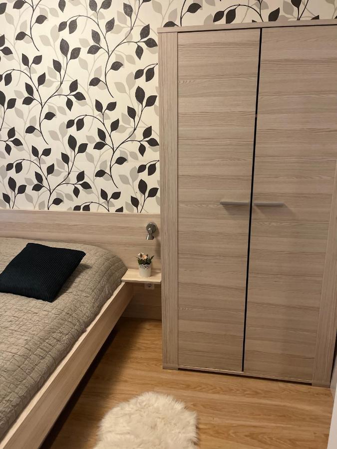Apartamento Corvin Pearl Deluxe Budapest Exterior foto