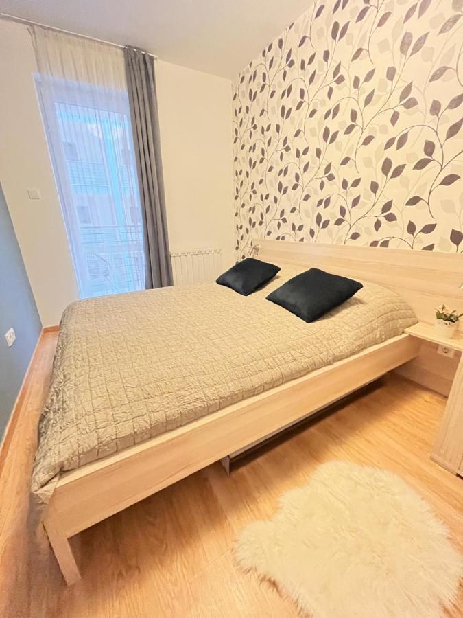 Apartamento Corvin Pearl Deluxe Budapest Exterior foto