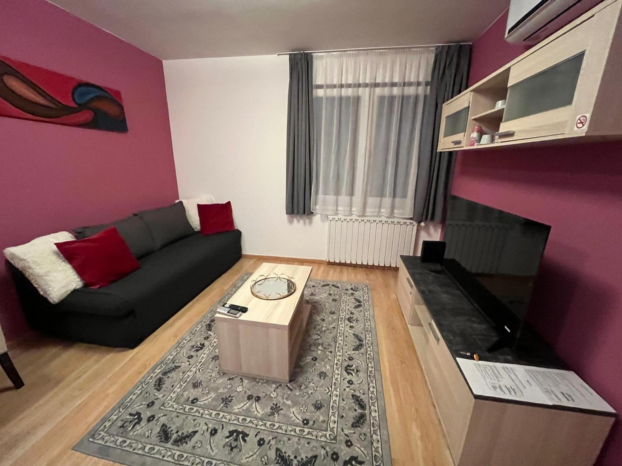 Apartamento Corvin Pearl Deluxe Budapest Exterior foto
